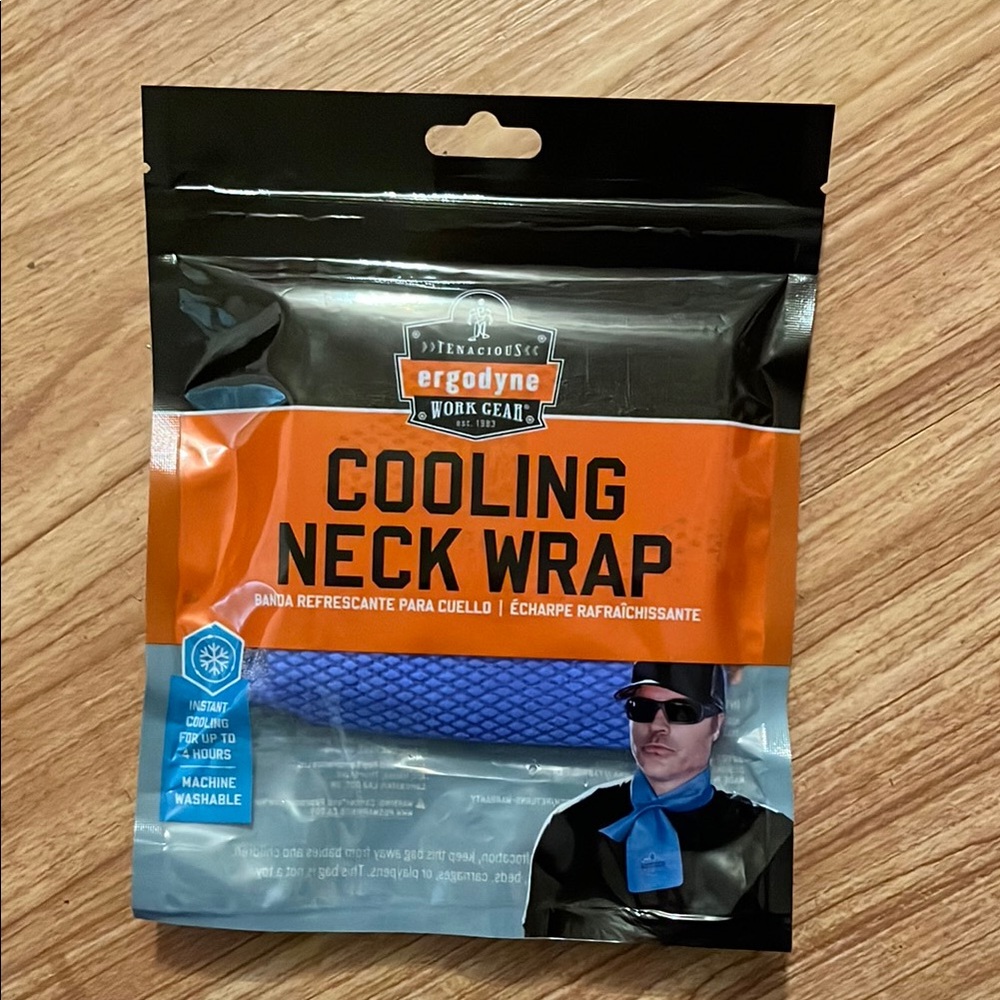 Ergodyne Cooling Neck Wrap - Blue, NEW!!